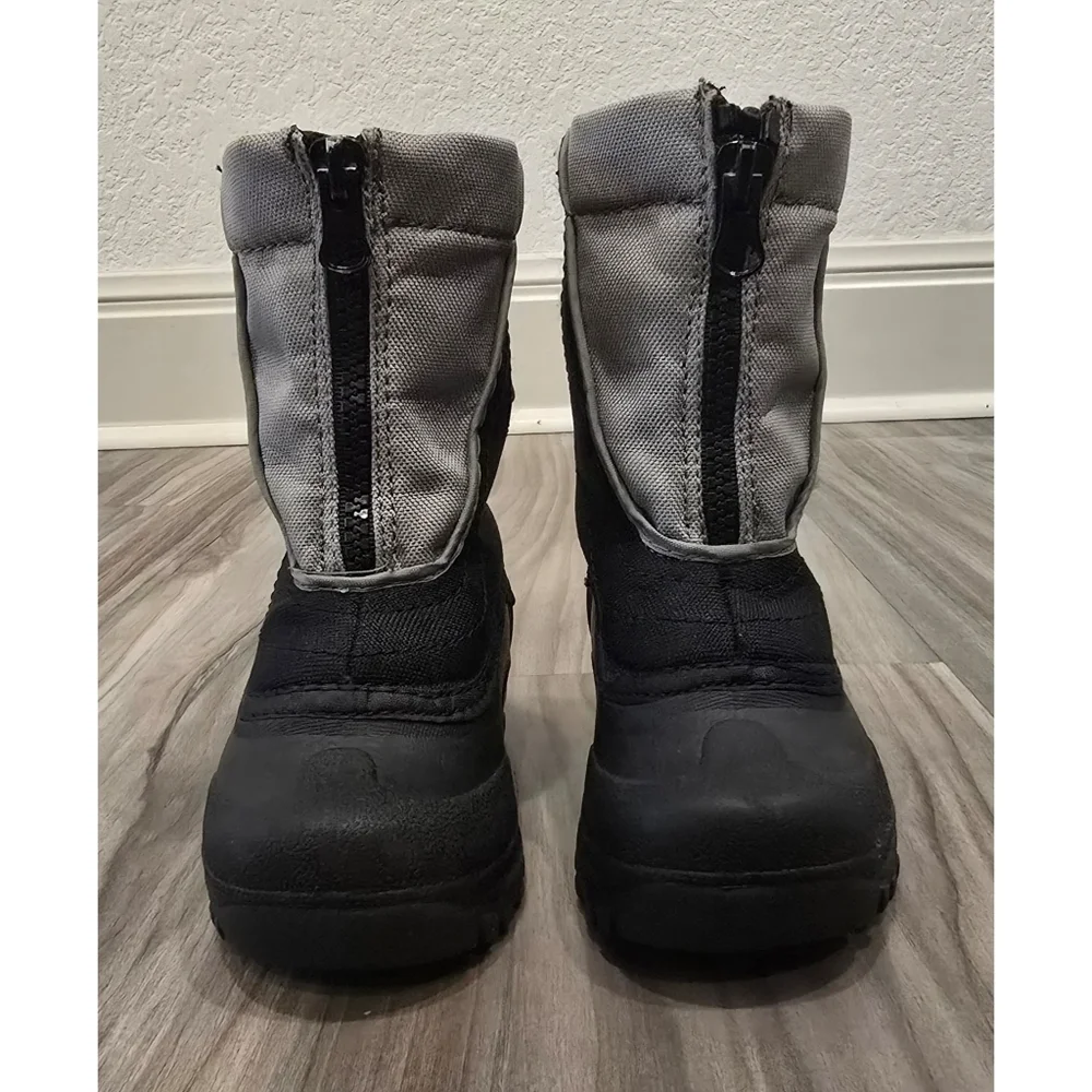 ITASCA Snow Stomper Youth Snow Boots - Size 7 - Perfect for Winter Adventures!